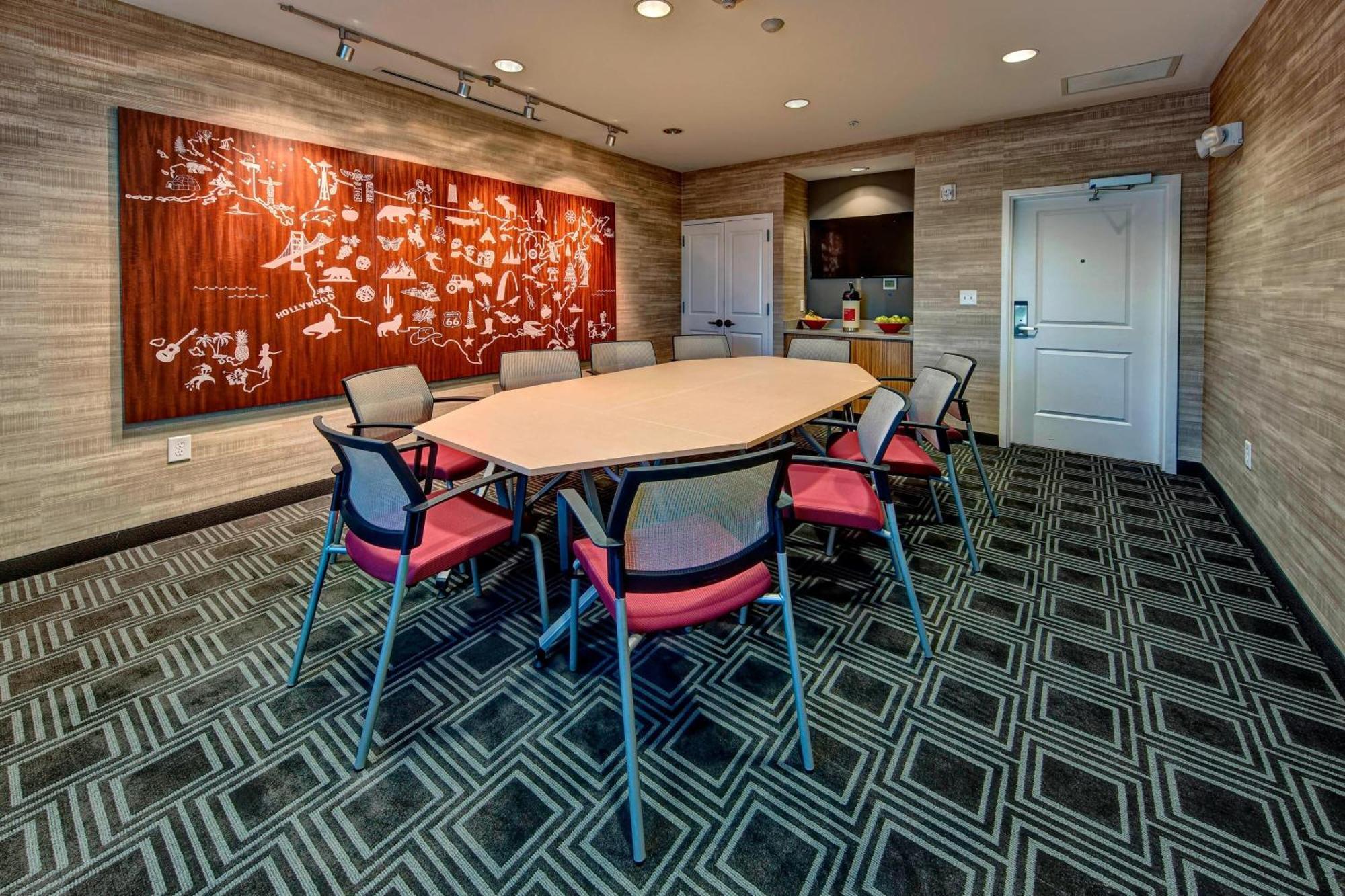 Towneplace Suites By Marriott Auburn University Area מראה חיצוני תמונה